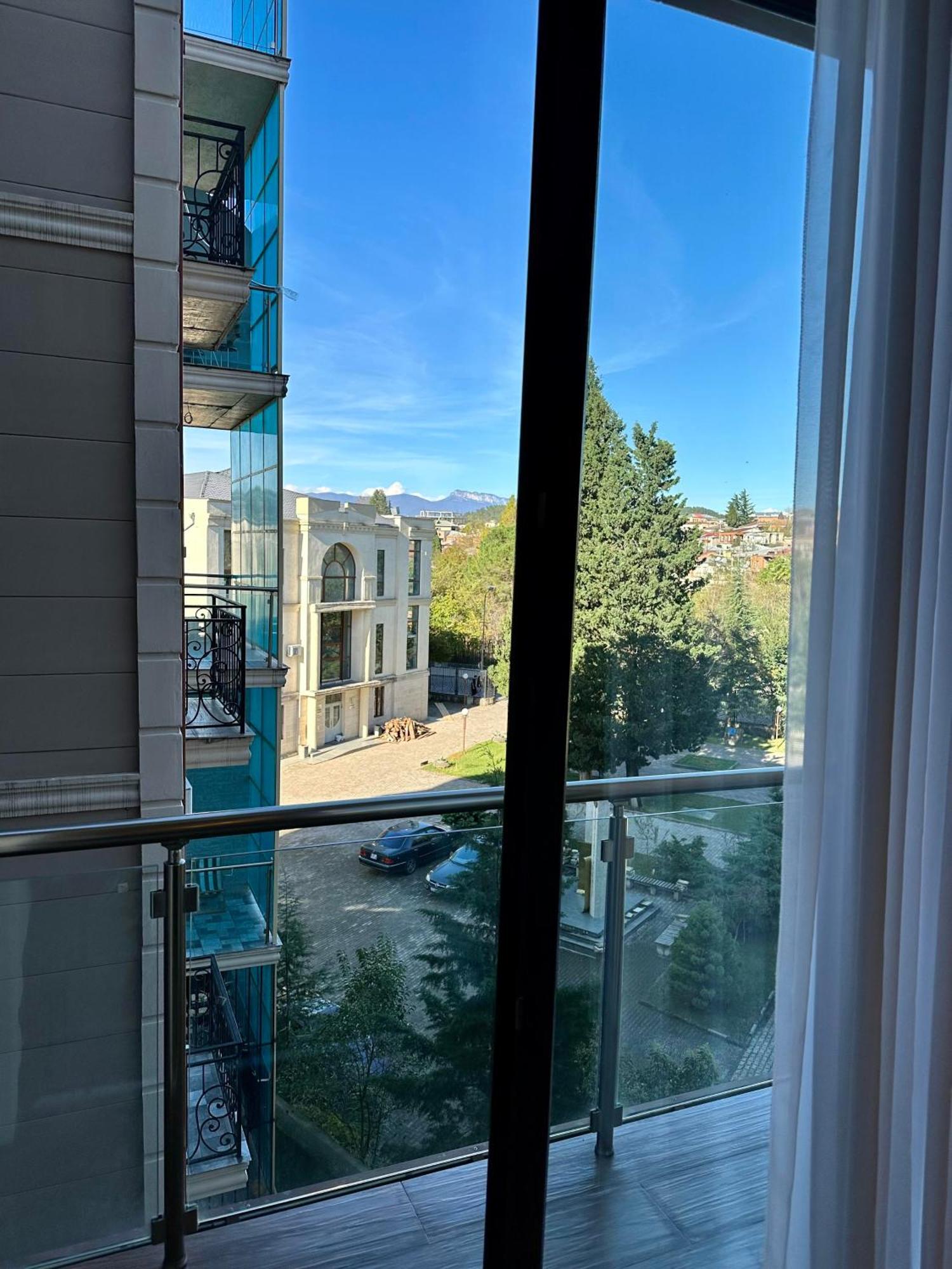 Downtown Apartment Kʼutʼaisi Exterior foto